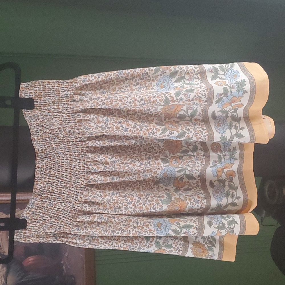 Brand New Floral Skirt Shein 0XL